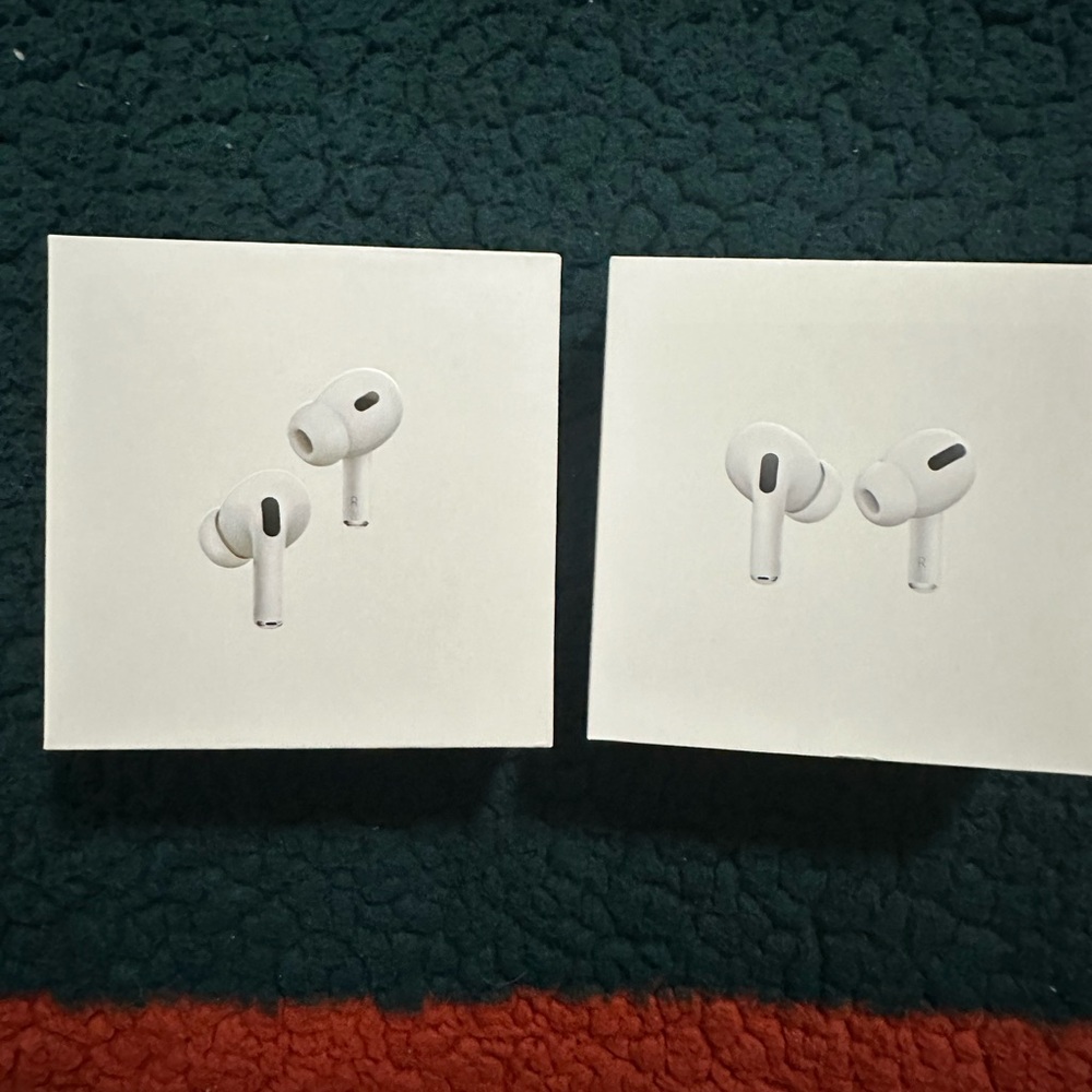 EMPTY BOXES of Apple iPods